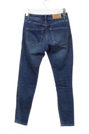 Дамски дънки Stradivarius, Размер S, Цвят Син, Цена 29,00 лв.