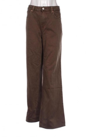 Дамски дънки Stradivarius, Размер XL, Цвят Кафяв, Цена 28,88 лв.