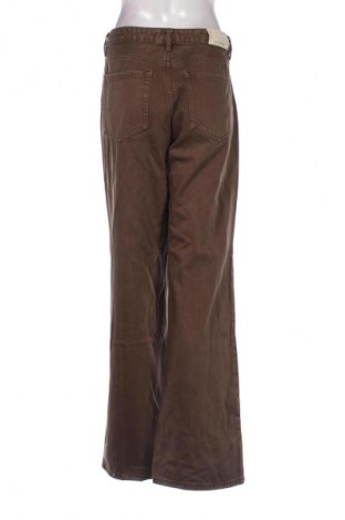 Дамски дънки Stradivarius, Размер XL, Цвят Кафяв, Цена 28,88 лв.