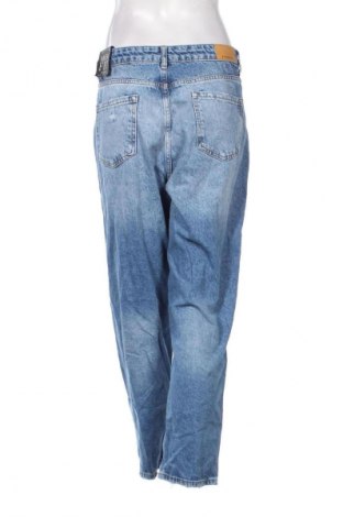 Дамски дънки Stradivarius, Размер XL, Цвят Син, Цена 25,99 лв.