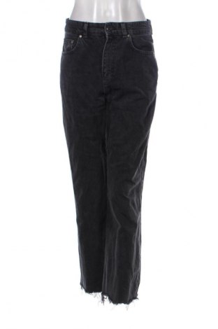 Dámské džíny  Stradivarius, Velikost M, Barva Šedá, Cena  399,00 Kč