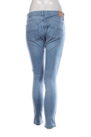 Дамски дънки Tommy Jeans, Размер L, Цвят Син, Цена 83,99 лв.