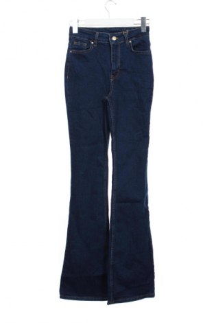 Blugi de femei Trendyol, Mărime XS, Culoare Albastru, Preț 115,99 Lei