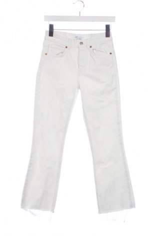 Damskie jeansy Zara, Rozmiar S, Kolor Biały, Cena 62,92 zł