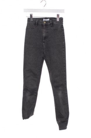 Blugi de femei Zara, Mărime XS, Culoare Gri, Preț 71,05 Lei