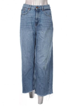 Damskie jeansy Zara, Rozmiar M, Kolor Niebieski, Cena 88,99 zł