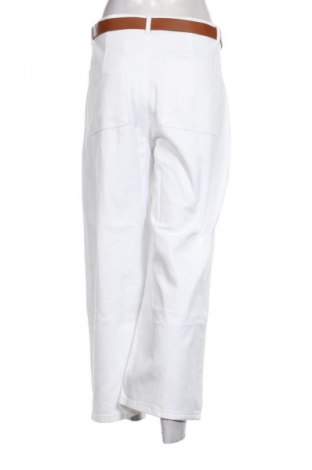 Damskie jeansy Zara, Rozmiar M, Kolor Biały, Cena 62,07 zł