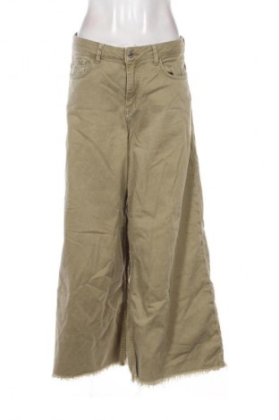 Damen Jeans Zara, Größe L, Farbe Grün, Preis 17,88 €