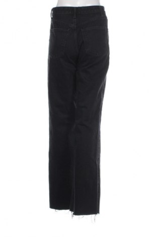 Дамски дънки Zara, Размер S, Цвят Черен, Цена 22,99 лв.