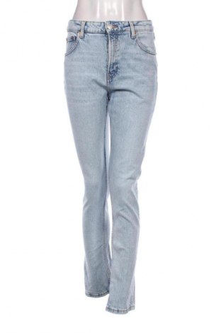 Damskie jeansy Zara, Rozmiar M, Kolor Niebieski, Cena 62,02 zł