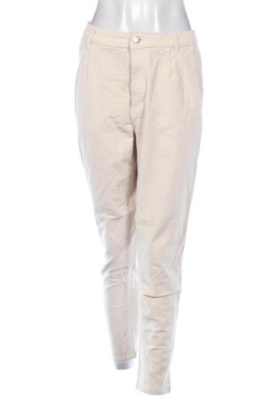 Дамски джинси Beloved, Размер M, Цвят Бежов, Цена 22,89 лв.