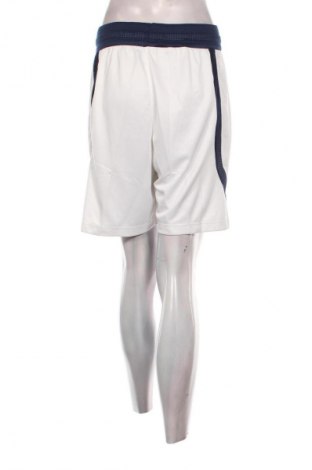 Damen Shorts Adidas, Größe M, Farbe Mehrfarbig, Preis 37,99 €