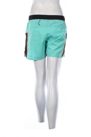 Dámské kraťasy  Adidas, Velikost S, Barva Vícebarevné, Cena  659,00 Kč