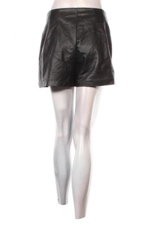 Női rövidnadrág Amisu, Méret S, Szín Fekete, Ár 3 669 Ft