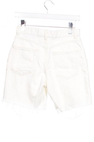 Dámské kraťasy  Bershka, Velikost XS, Barva Bílá, Cena  247,00 Kč