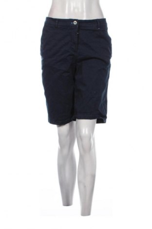 Γυναικείο κοντό παντελόνι Christian Berg, Μέγεθος M, Χρώμα Μπλέ, Τιμή 17,39 €