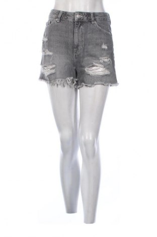 Női rövidnadrág Clockhouse, Méret S, Szín Szürke, Ár 3 828 Ft