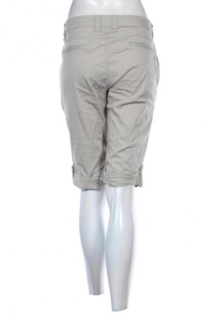 Damskie szorty Defacto, Rozmiar XL, Kolor Beżowy, Cena 43,68 zł