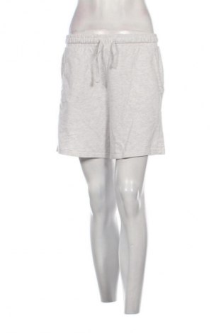 Дамски къс панталон H&M Divided, Размер S, Цвят Сив, Цена 19,00 лв.