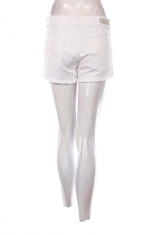 Damen Shorts Ltb, Größe M, Farbe Weiß, Preis 17,39 €