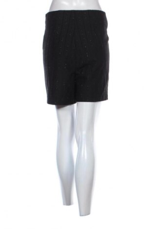 Damen Shorts Lucy, Größe L, Farbe Mehrfarbig, Preis € 14,99