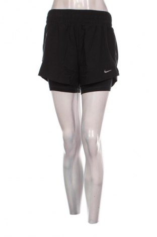 Pantaloni scurți de femei Nike, Mărime S, Culoare Negru, Preț 243,99 Lei