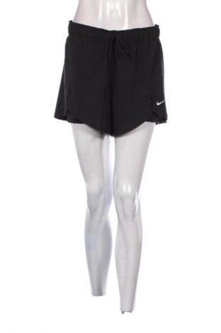 Дамски къс панталон Nike, Размер L, Цвят Черен, Цена 33,97 лв.