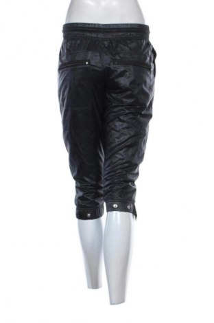 Damen Shorts Nike, Größe S, Farbe Schwarz, Preis 43,48 €