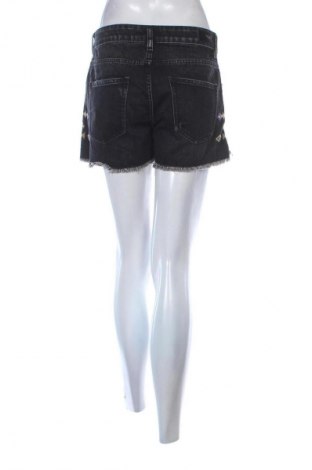 Dámske kraťasy  Pepe Jeans, Veľkosť M, Farba Viacfarebná, Cena  24,55 €