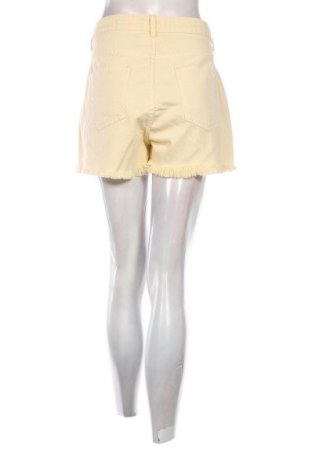 Γυναικείο κοντό παντελόνι Primark, Μέγεθος XL, Χρώμα Κίτρινο, Τιμή 9,72 €