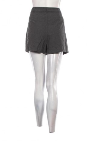 Damskie szorty Pull&Bear, Rozmiar M, Kolor Szary, Cena 24,99 zł