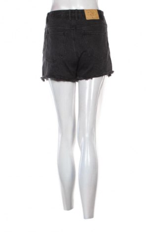 Damen Shorts Stradivarius, Größe S, Farbe Schwarz, Preis € 9,99