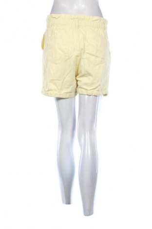 Pantaloni scurți de femei Terranova, Mărime S, Culoare Galben, Preț 33,99 Lei