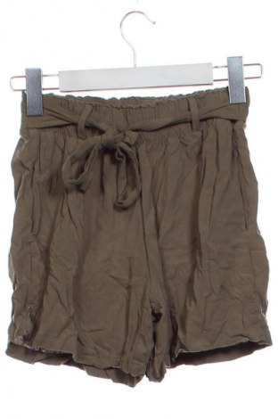 Дамски къс панталон Terranova, Размер XXS, Цвят Зелен, Цена 19,00 лв.