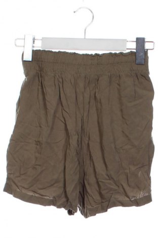 Дамски къс панталон Terranova, Размер XXS, Цвят Зелен, Цена 19,00 лв.