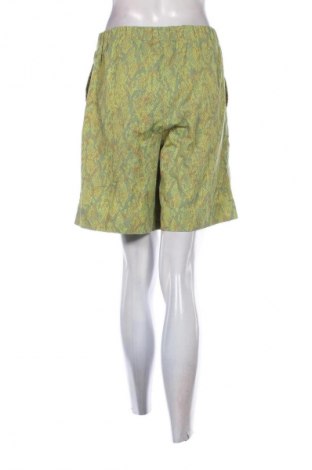 Дамски къс панталон The Jogg Concept, Размер S, Цвят Многоцветен, Цена 77,00 лв.