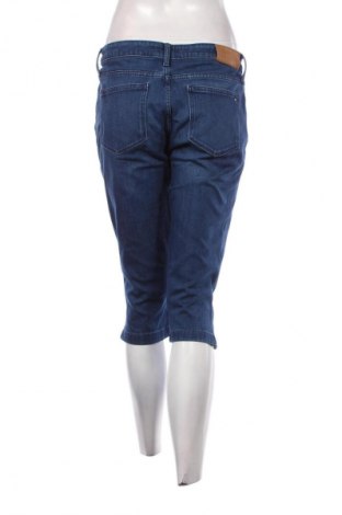 Dámské kraťasy  Tommy Hilfiger, Velikost L, Barva Modrá, Cena  799,00 Kč