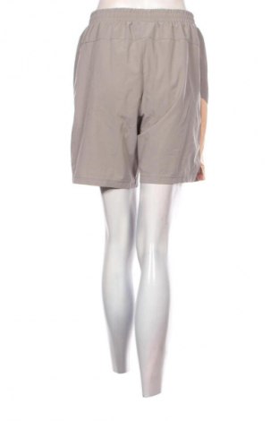 Pantaloni scurți de femei Unbranded, Mărime M, Culoare Gri, Preț 98,99 Lei