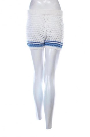 Дамски къс панталон Unbranded, Размер S, Цвят Многоцветен, Цена 19,55 лв.