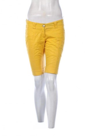 Γυναικείο κοντό παντελόνι Unbranded, Μέγεθος M, Χρώμα Κίτρινο, Τιμή 9,72 €