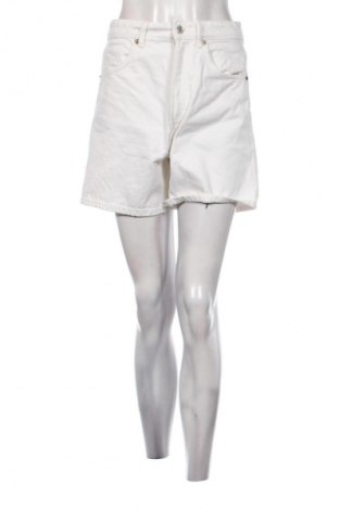 Γυναικείο κοντό παντελόνι Zara, Μέγεθος S, Χρώμα Λευκό, Τιμή 8,16 €