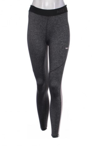 Dámske legíny  Nike, Veľkosť S, Farba Viacfarebná, Cena  17,00 €