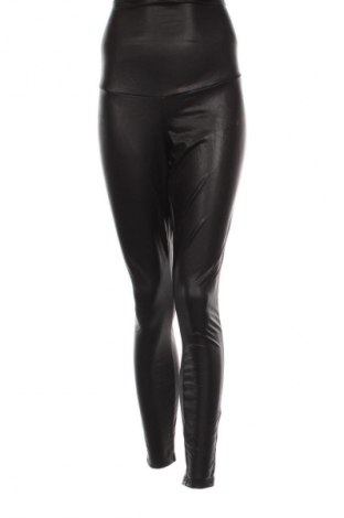 Дамски клин ONLY, Размер L, Цвят Черен, Цена 14,99 лв.