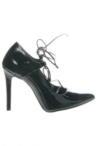 Női cipők Alesya, Méret 40, Szín Fekete, Ár 36 719 Ft