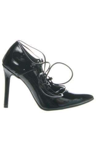 Női cipők Alesya, Méret 37, Szín Fekete, Ár 31 139 Ft