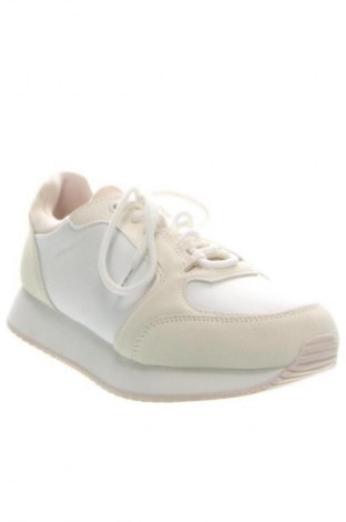 Dámske topánky  Calvin Klein Jeans, Veľkosť 38, Farba Biela, Cena  113,95 €