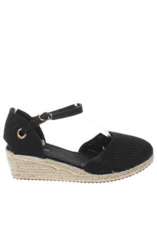 Dámske topánky  Cuccoo, Veľkosť 38, Farba Čierna, Cena  32,95 €
