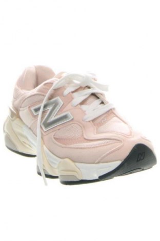 Damenschuhe New Balance, Größe 35, Farbe Aschrosa, Preis 112,99 €