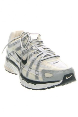 Încălțăminte de damă Nike, Mărime 40, Culoare Multicolor, Preț 644,99 Lei