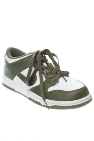 Damenschuhe Nike, Größe 39, Farbe Mehrfarbig, Preis 59,99 €